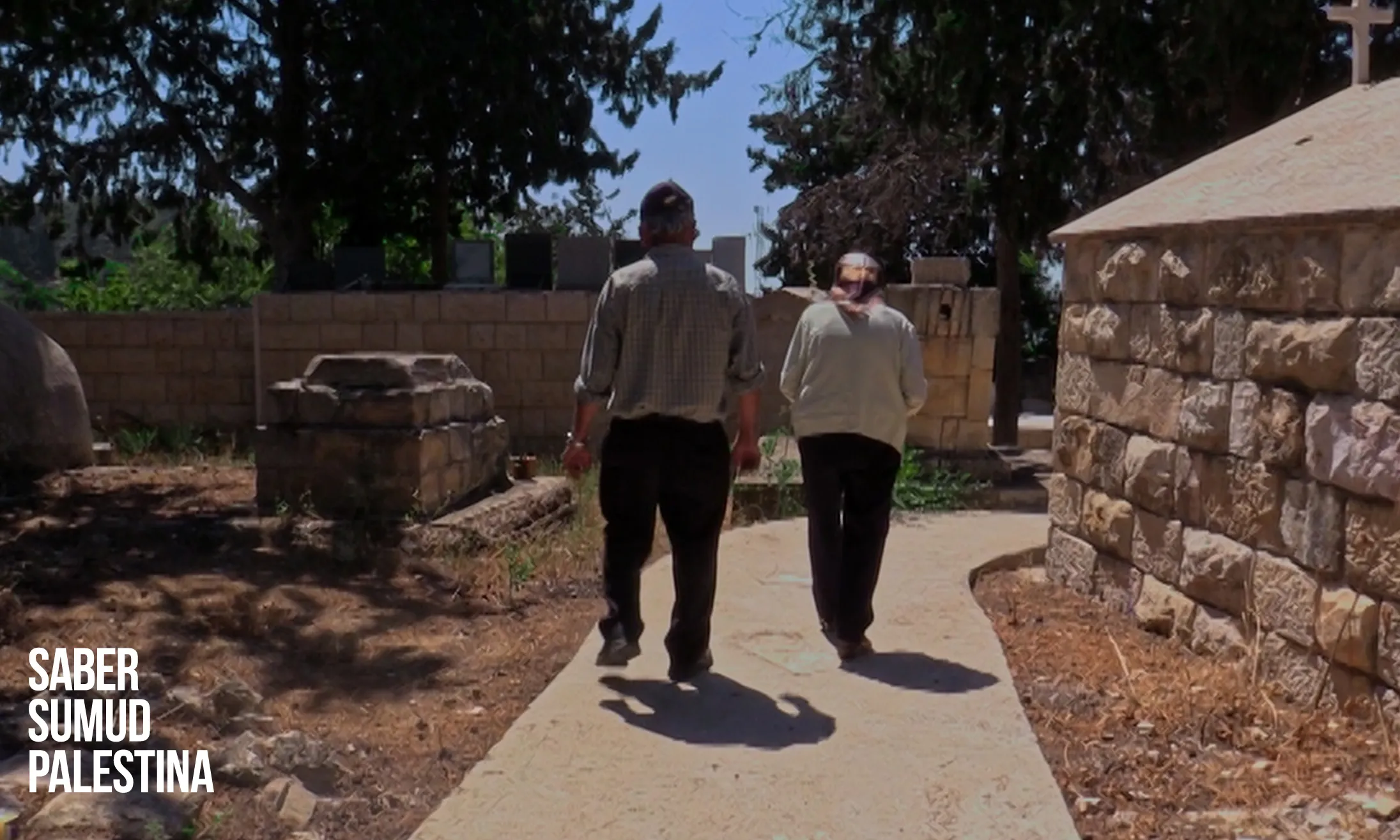 El documental compta amb diferents testimonis de palestins a Cisjordània.