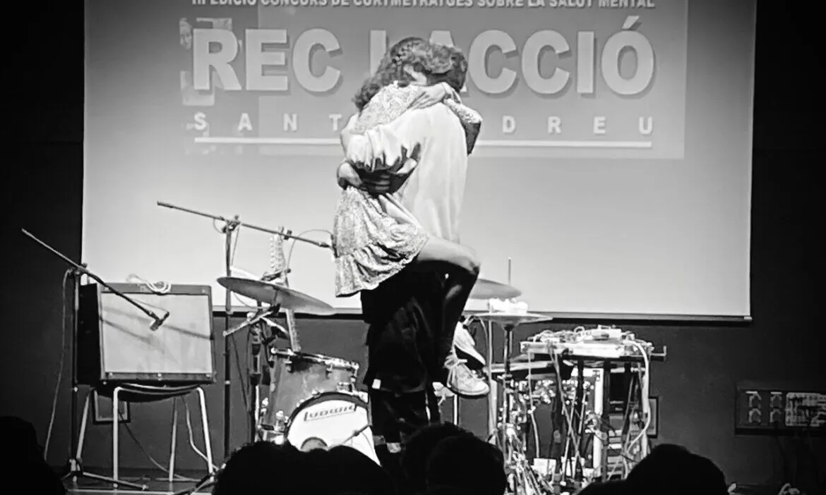 El Servei de Rehabilitació Comunitària de Sant Andreu, de la Fundació Vidal i Barraquer, organitza anualment el Cicle de Cinema i Salut Mental 'Rec i Acció'.