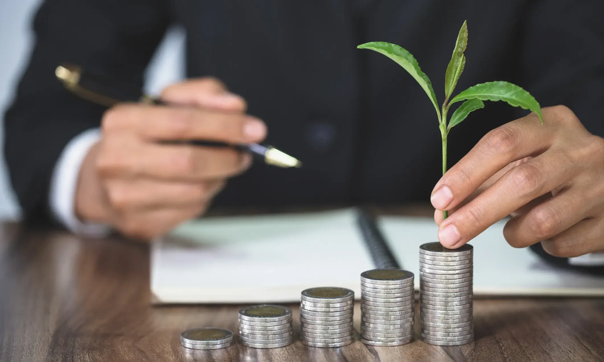 L'Associació FETS porta des de l'any 2007 recollint dades i elaborant els Baròmetres del sector de les finances ètiques a Catalunya. Font: iStock.