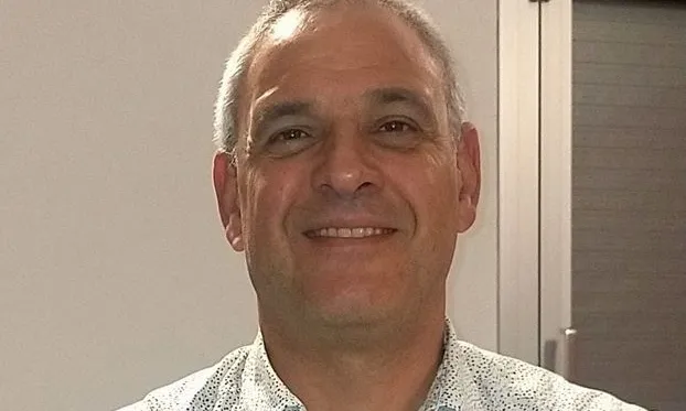 Fa gairebé sis anys que Esteve Sánchez és voluntari a la comunitat terapèutica del Projecte Home Catalunya.