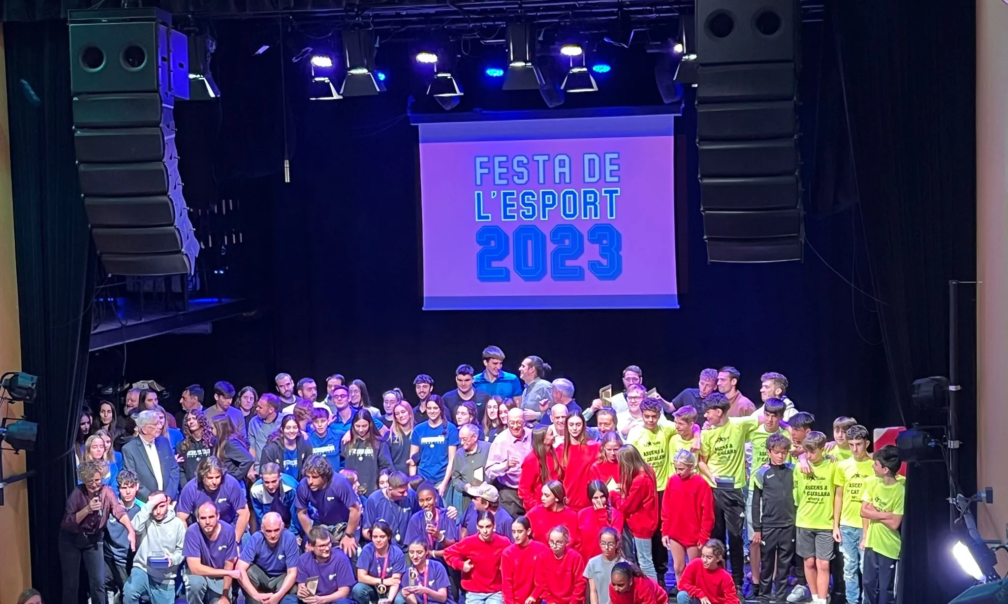 Esportistes de l'acidH a l'escenari Festa de l'Esport 2023
