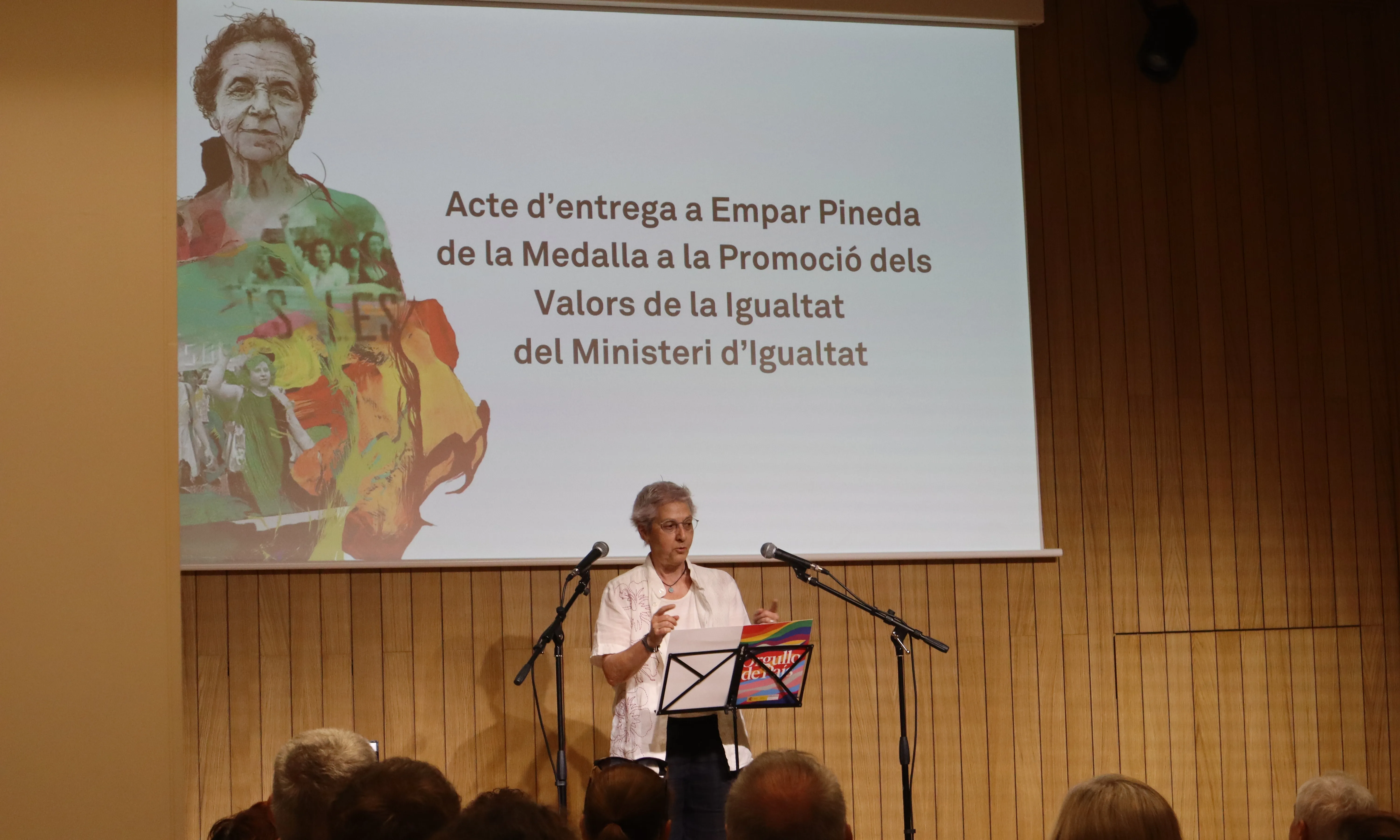 Isabel Franc és escriptora i activista pels drets LGTBI.