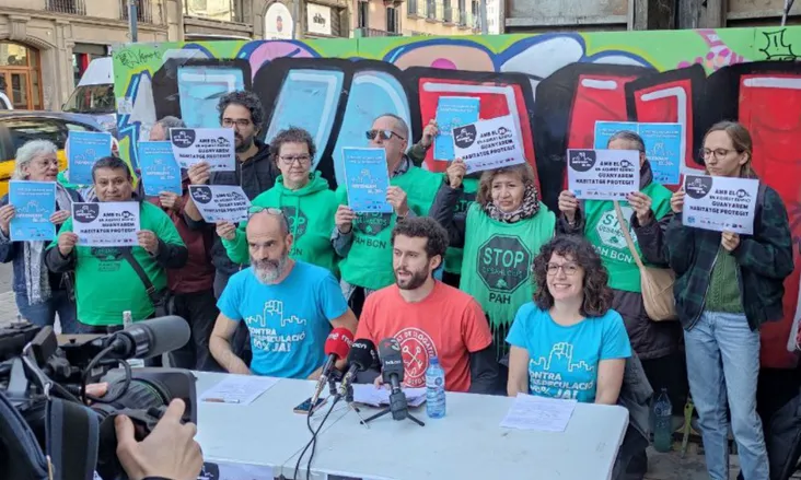 Jordi González, portaveu del Sindicat de Llogateres, durant la seva intervenció a la roda de premsa. Font: Sindicat de Llogateres.