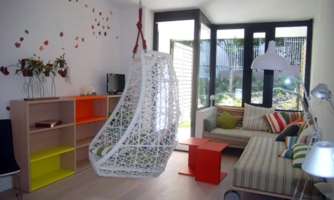 Una de les estances de la Casa dels Xuklis, on s'allotgen famílies quan els infants amb càncer han de rebre tractament a Barcelona.