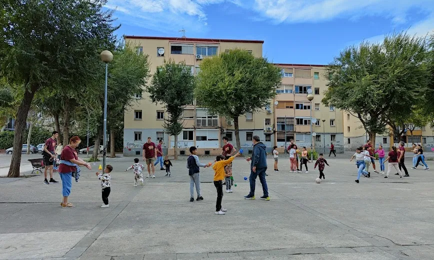 El treball de cara a la infància i el jovent és un dels signes d'identitat de l'entitat.