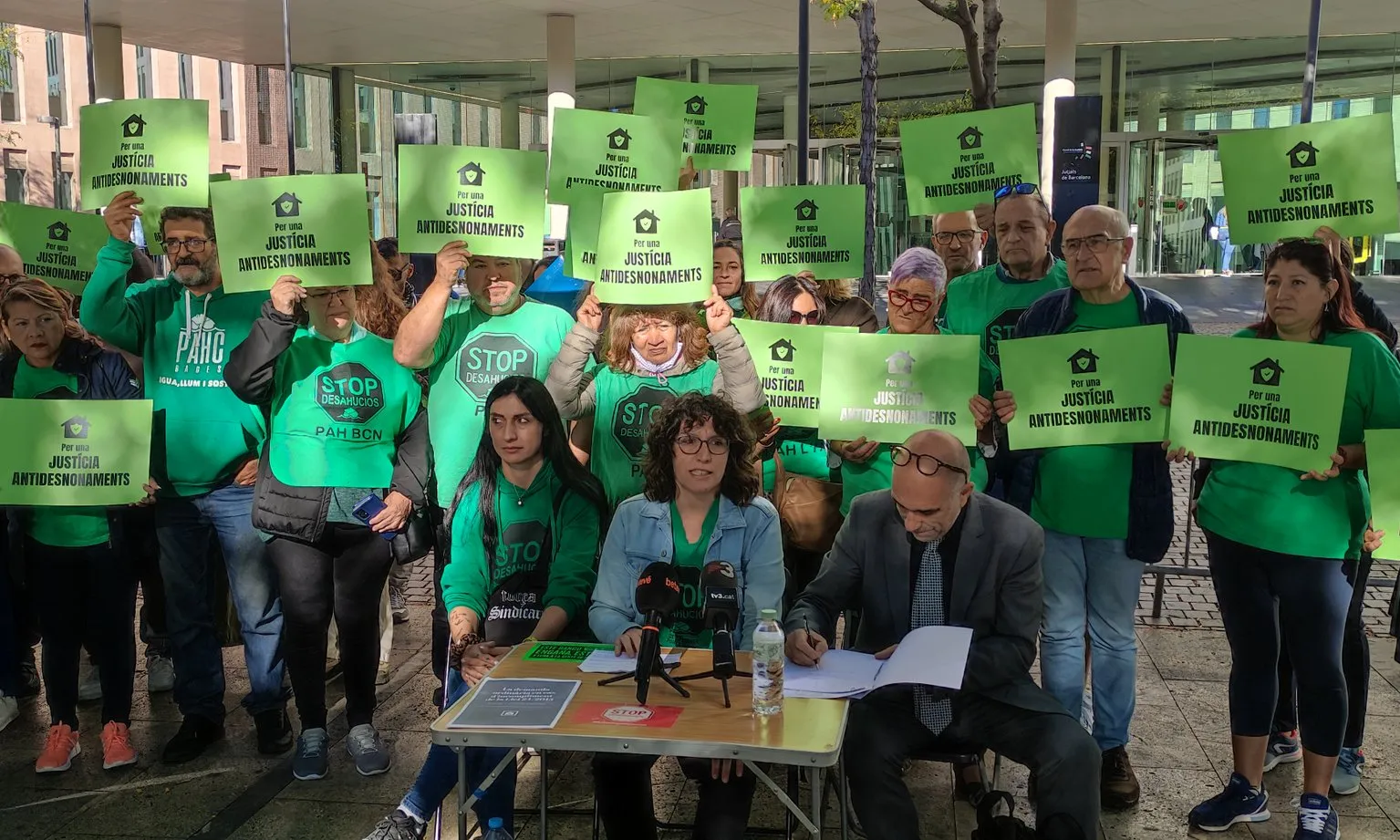 L'entitat afirma que cal deixar de “considerar l’habitatge un actiu de mercat en comptes del dret bàsic que realment és”.