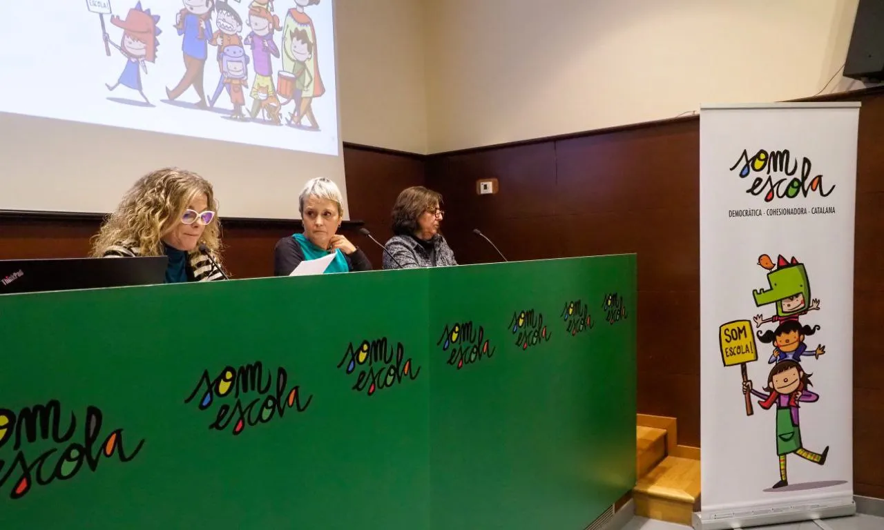 Somescola crida a defensar l'escola catalana enmig de controvèrsies amb la PETI