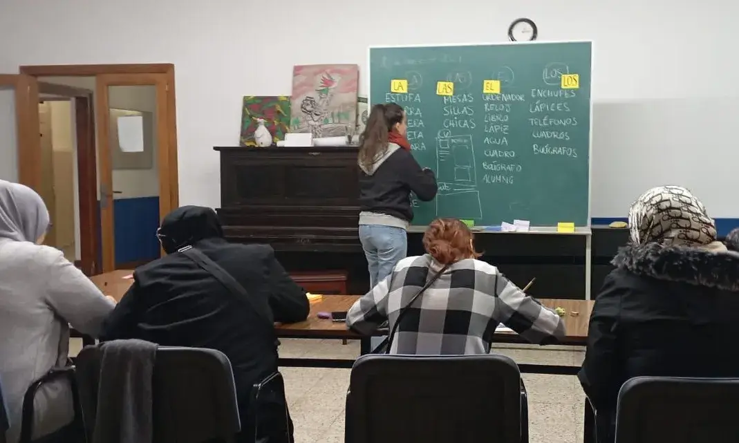 Una sessió del programa d'orientació laboral per a dones de l'entitat.