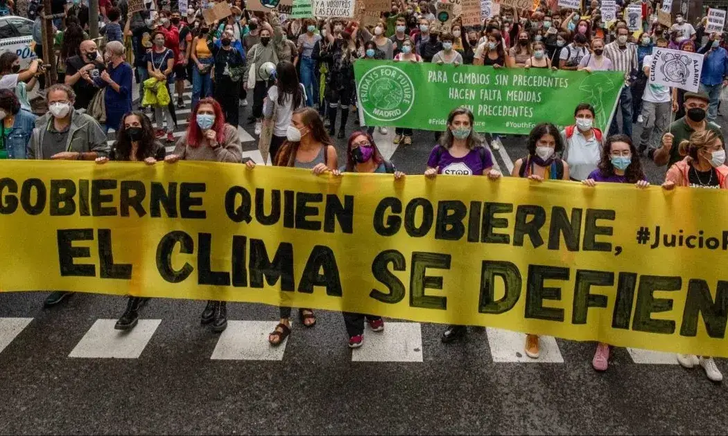 Cinc entitats ambientals han elevat al Constitucional una demanda contra el Govern espanyol per inacció climàtica.