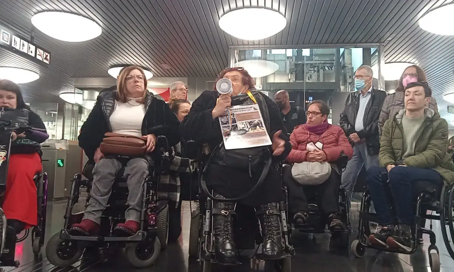 Protesta del col·lectiu 'Accessibilitat Ciutat i Platges Barcelona'. Font: Cristina Garcia