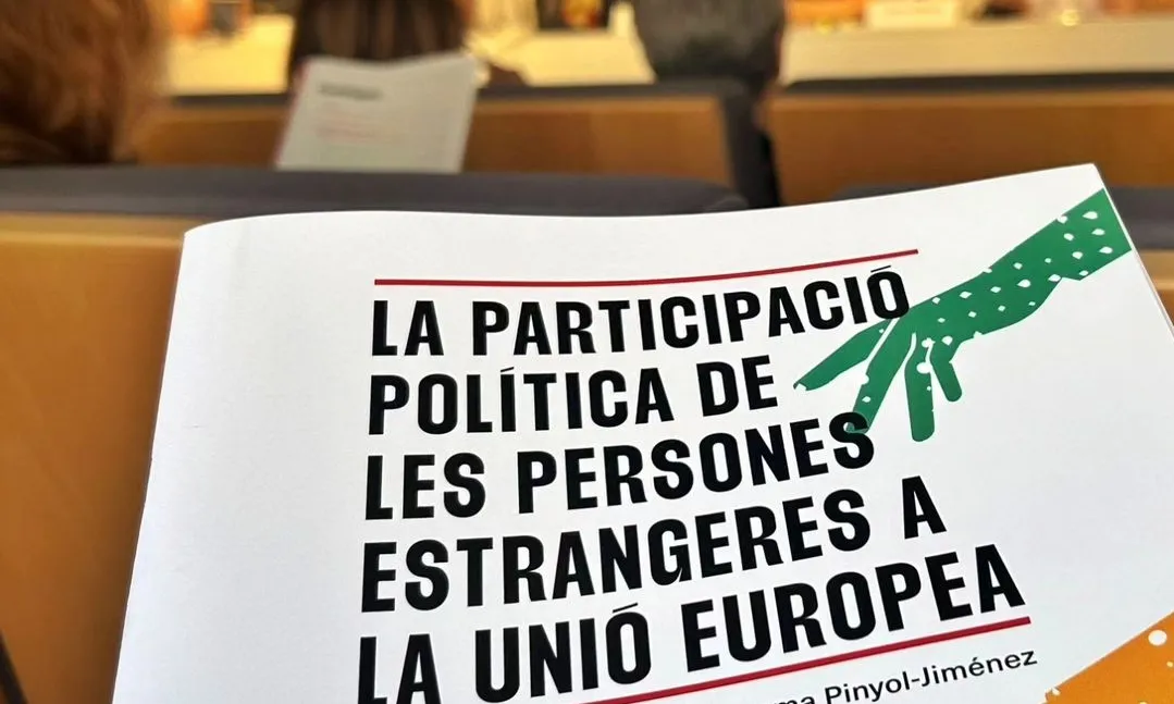 L’informe assenyala que més de la meitat dels països de la Unió Europea accepten el sufragi municipal de les persones estrangeres. 