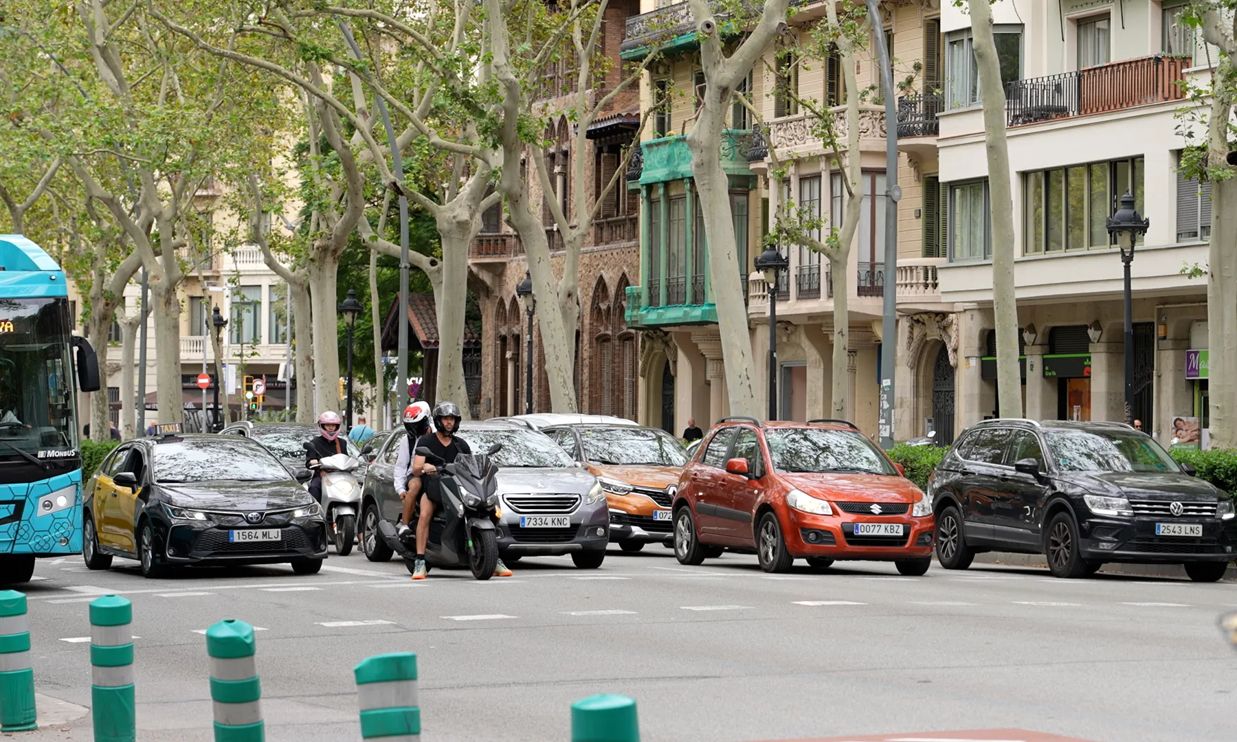 La plataforma veïnal treballa per reduir massivament l'ús del vehicle privat a la ciutat, a través de mesures com el peatge urbà.