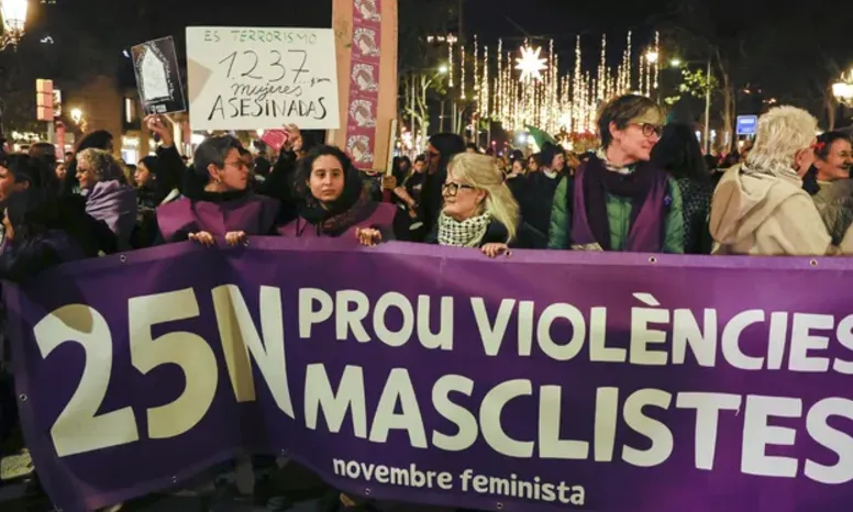 Barcelona acull aquest 25-N una gran manifestació de la mà de Novembre Feminista que recorrerà el passeig de Gràcia. Font: Novembre Feminista