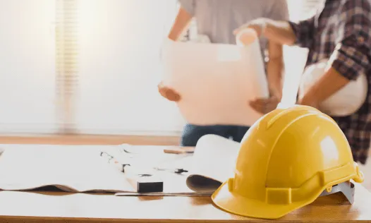 Tenir coneixements actualitzats en matèria de riscos laborals pot ser vital. Font: Canva.