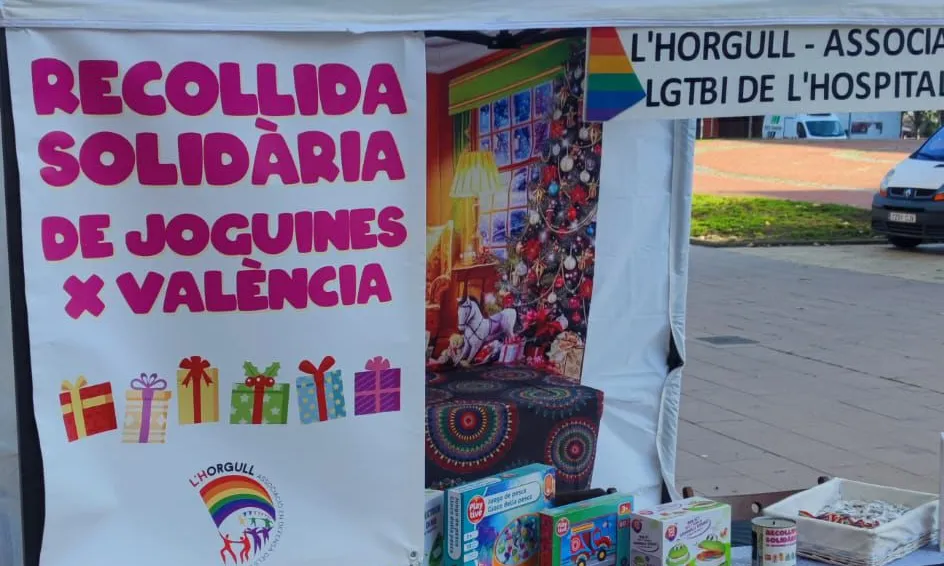 L’Horgull ha instal·lat una carpa solidària a la plaça de Lluís Companys de l’Hospitalet de Llobregat. Font: L'Horgull