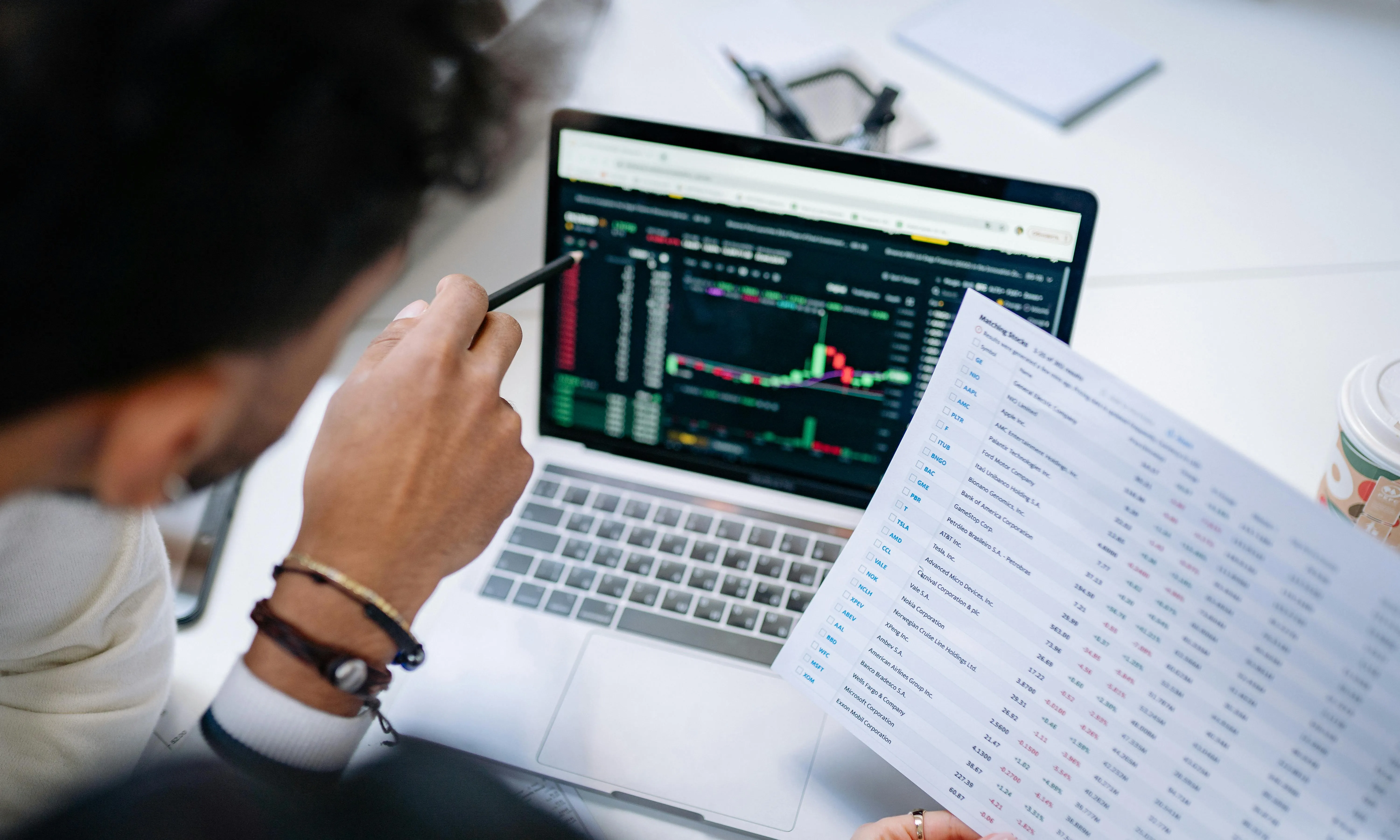 Les bases preveuen un conjunt de línies d'ajuts per entitats.