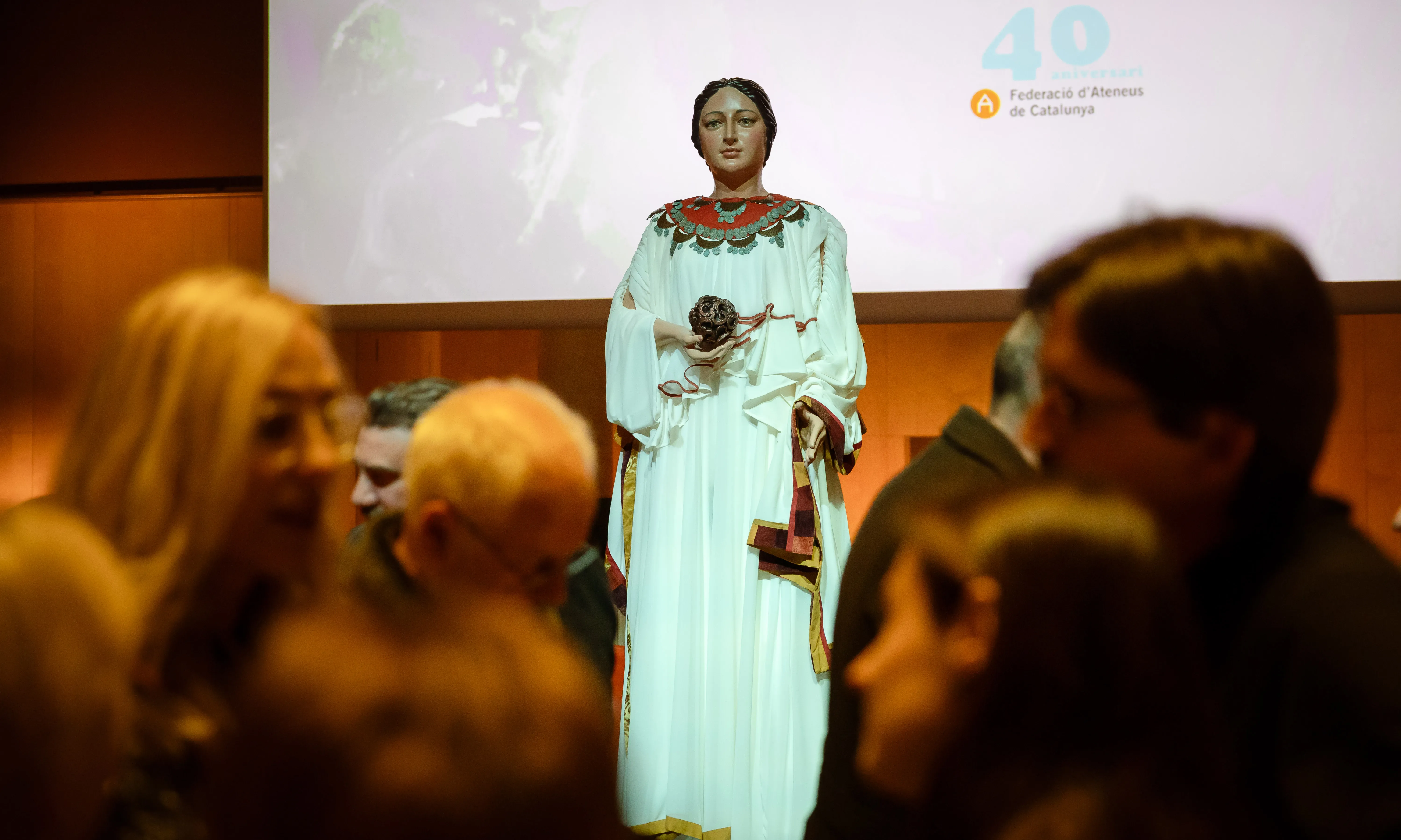 Gegantona Atenea als Premis Ateneus