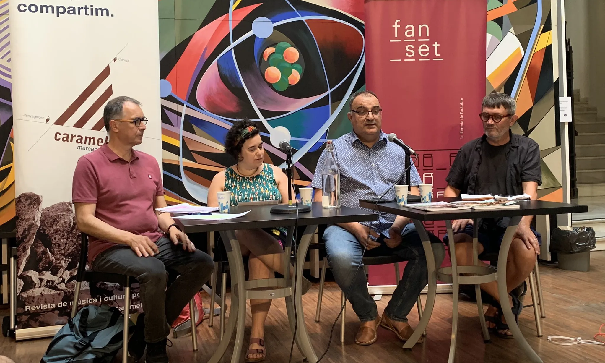 La Revista Caramella, Música i Cultura Popular és la publicació de referència dels Països Catalans en difusió, reflexió i debat en aquest àmbit.