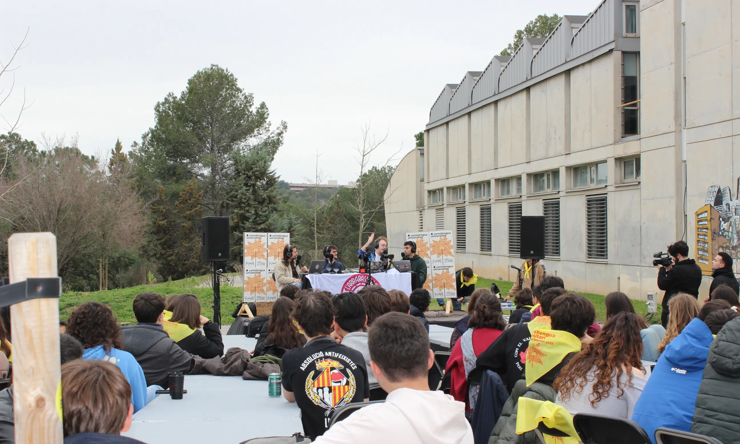 L’ús habitual del català ha disminuït entre la població jove, una tendència que preocupa especialment en l’àmbit universitari.