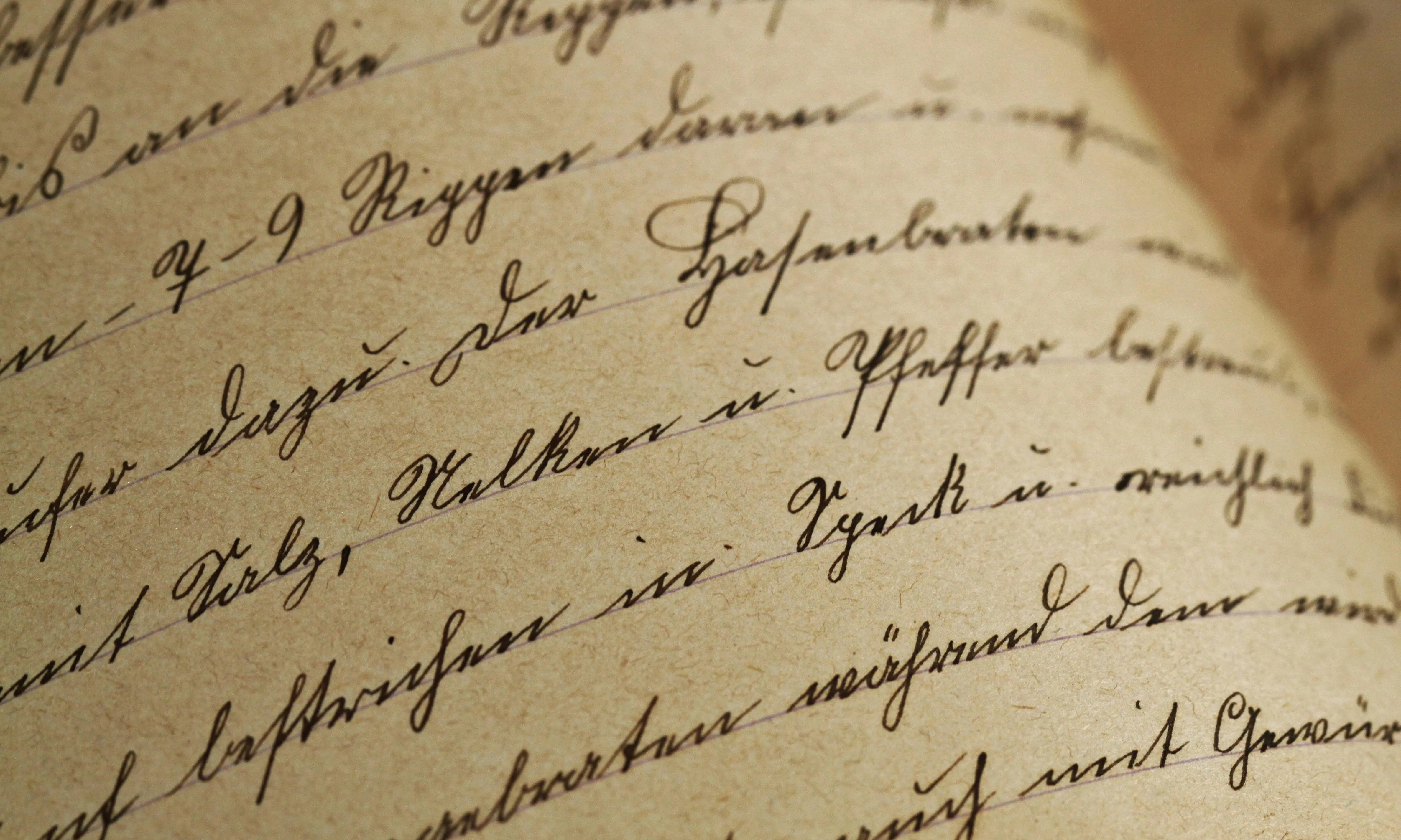 Llibre amb text antic