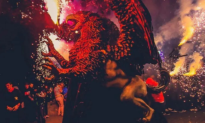 El Festival d’Enceses del Bestiari de Catalunya ha obert les inscripcions per tornar a encendre Artesa de Lleida.