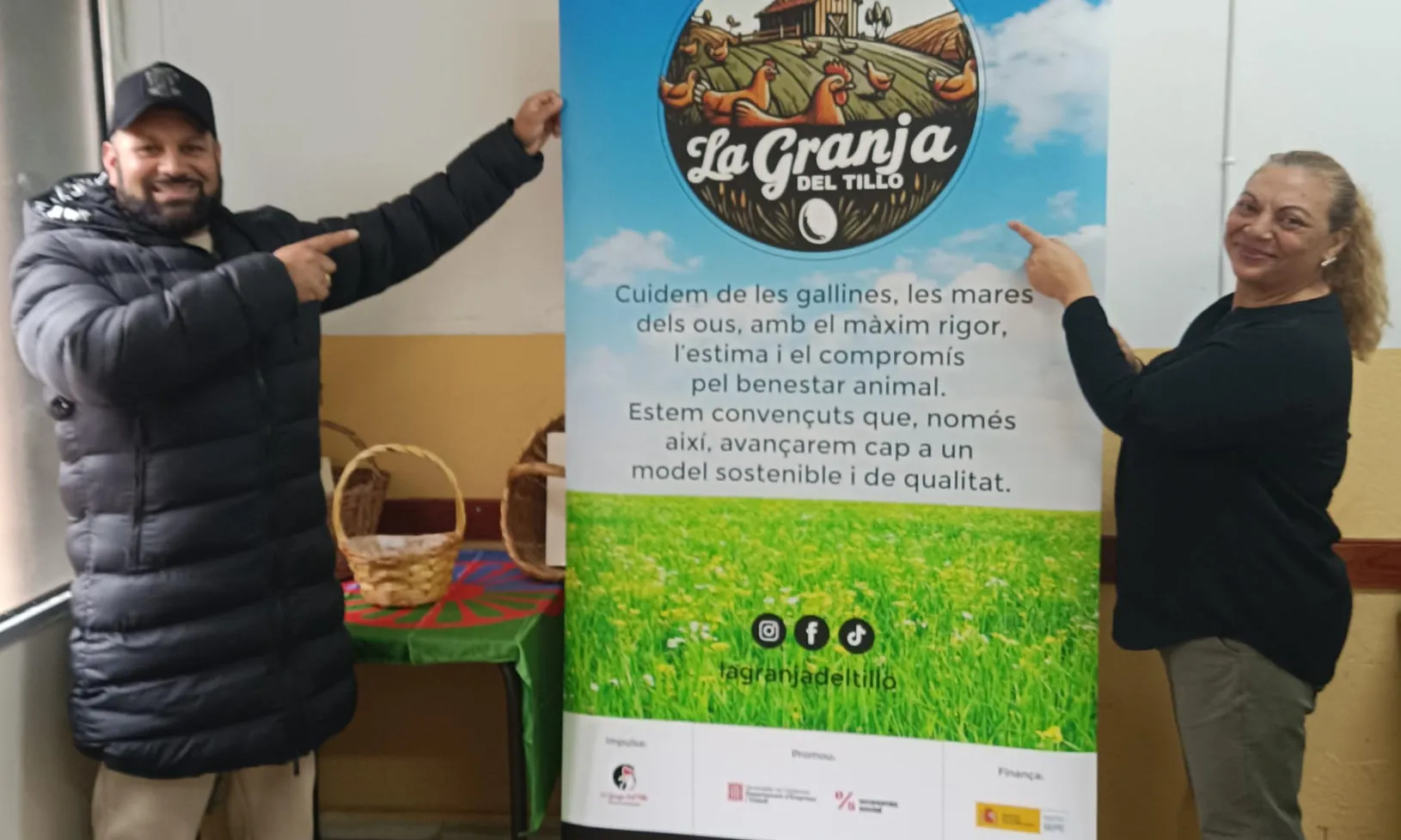 Punt d'informació de La Granja del Tillo a l'associació Lacho Baji Cali