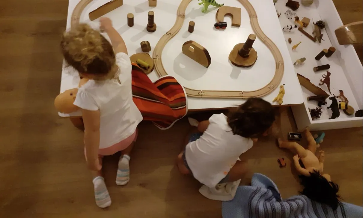 L'Espai de Cocriança de Roquetes és un dels projectes de la Fundació Pare Manel.