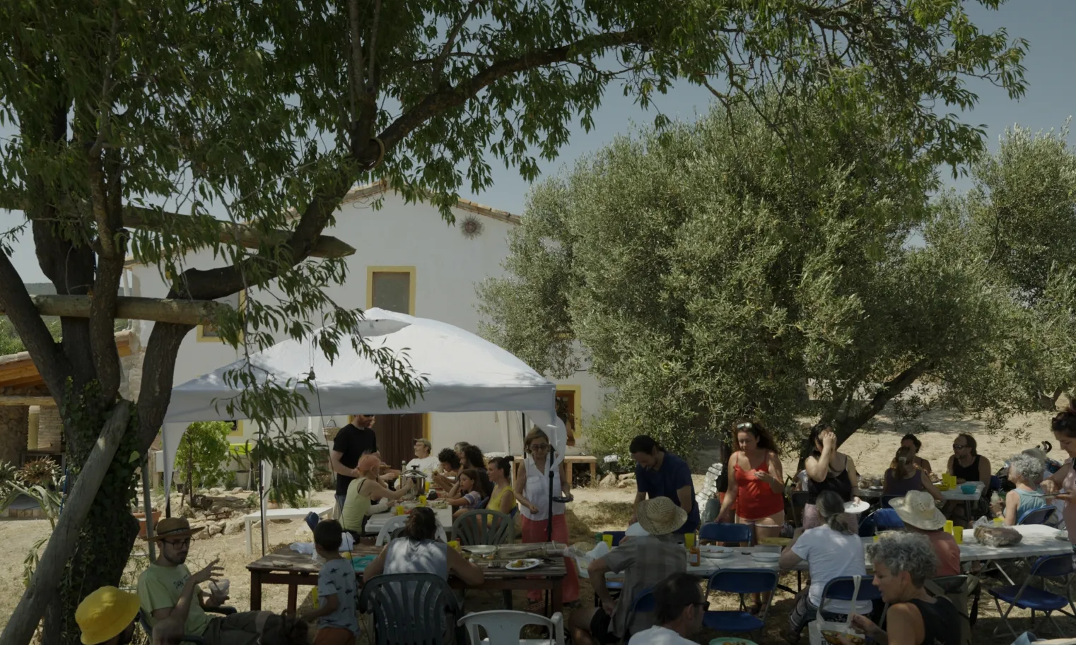 El projecte se sosté sobre una base comunitària sòlida, forjada durant anys a través de pràctiques com el Tornallom.