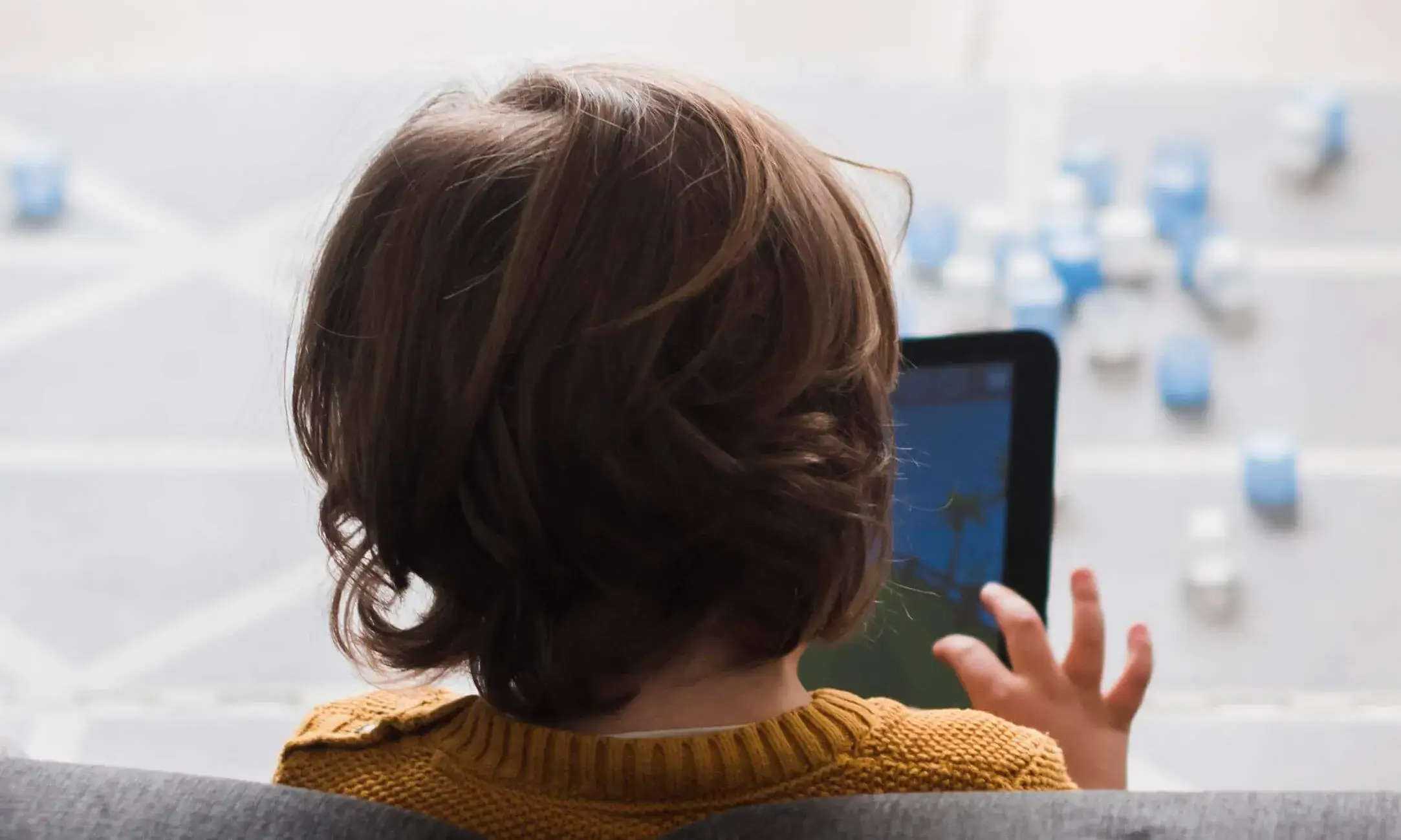 L’ús prematur dels mòbils pot influir en el desenvolupament d’addiccions socials.