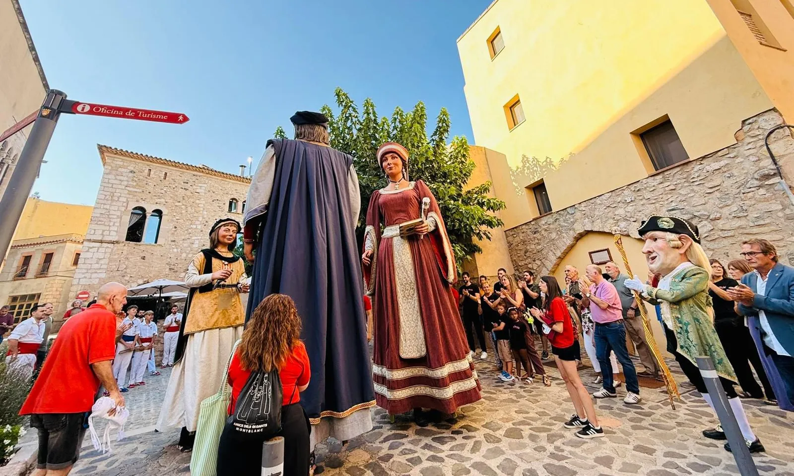 L’Aplec Internacional d’Adifolk viatjarà per primer cop a Còrsega per lluir la millor cultura popular catalana.