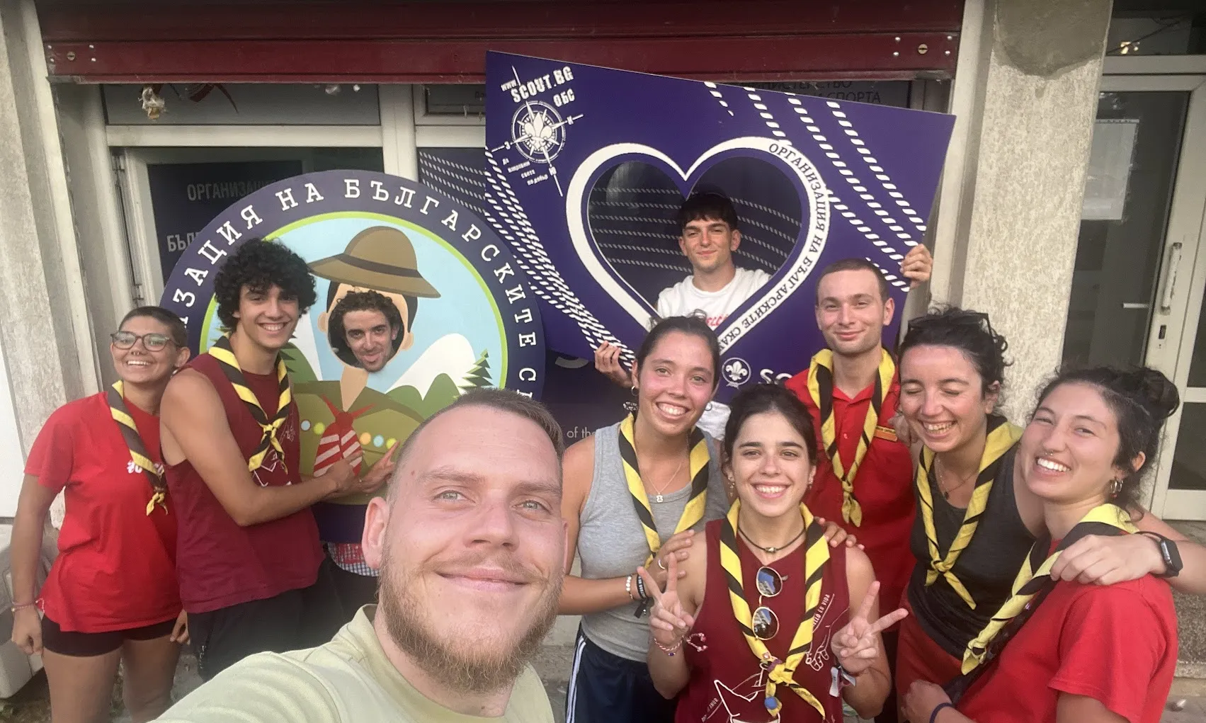 El grup de joves del cau de Torelló a Bulgària