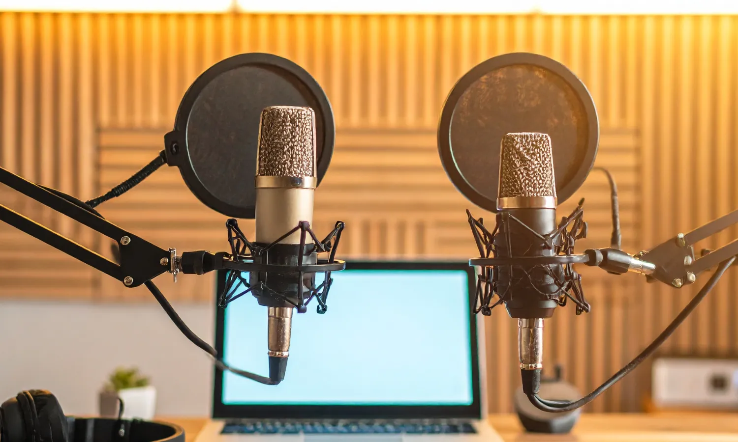 Cada dilluns i dijous es publicarà un nou episodi en les plataformes Ivoox i Spotify.