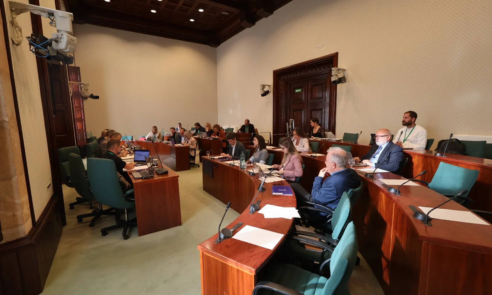 Compareixença a la Comissió de Territori i Habitatge