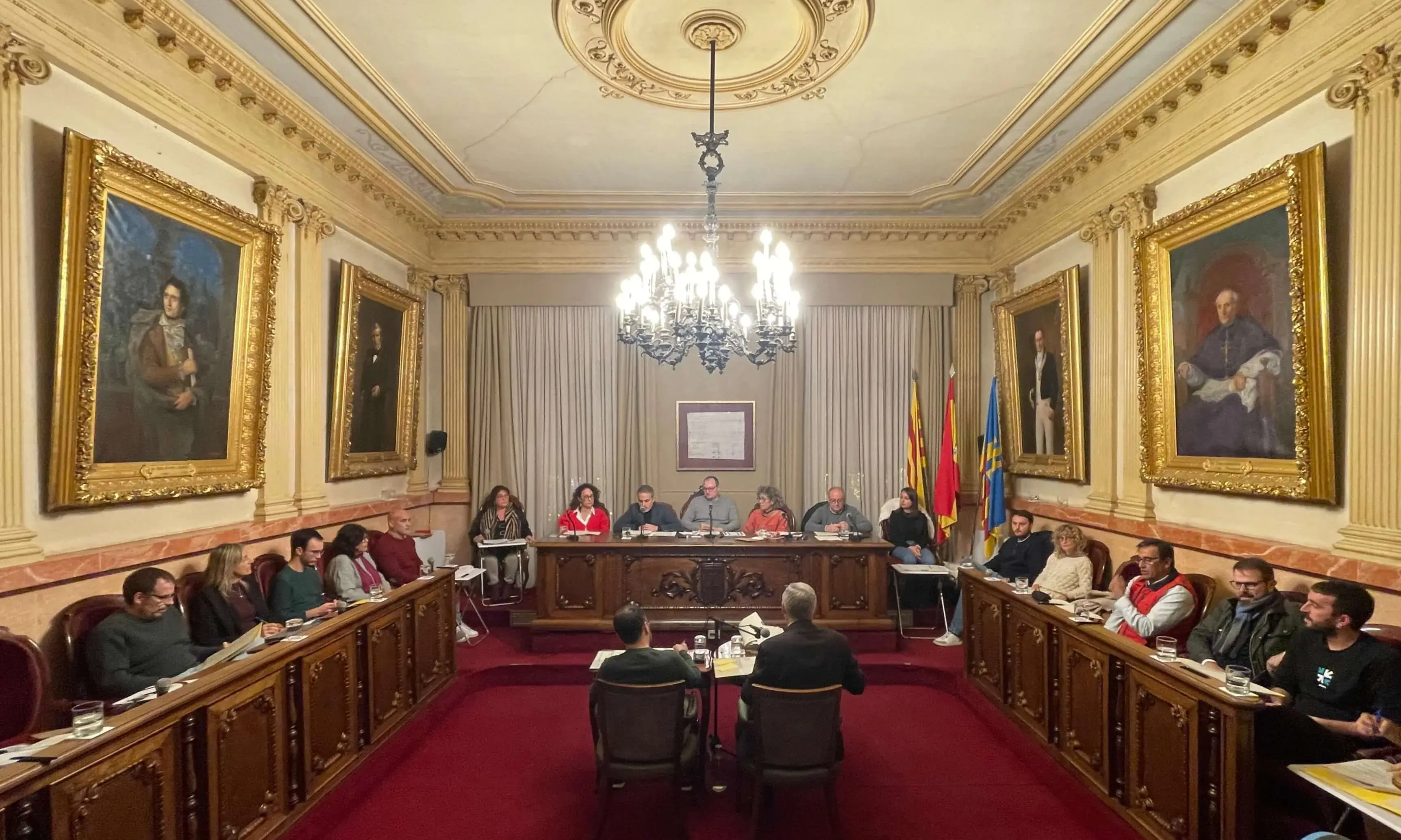 Ple municipal de Vilanova i la Geltrú sobre la cessió del terreny a la Fundació Ave Maria