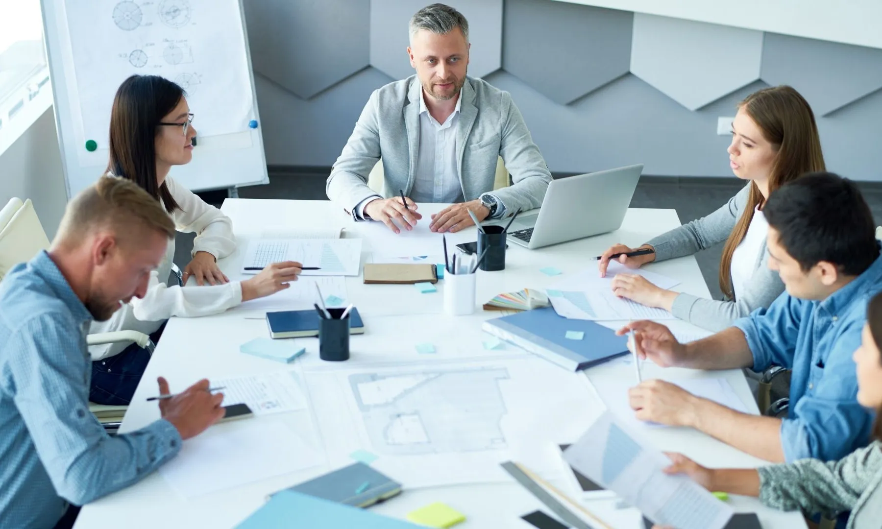 La normativa catalana fixa deures i responsabilitats per a les juntes directives.