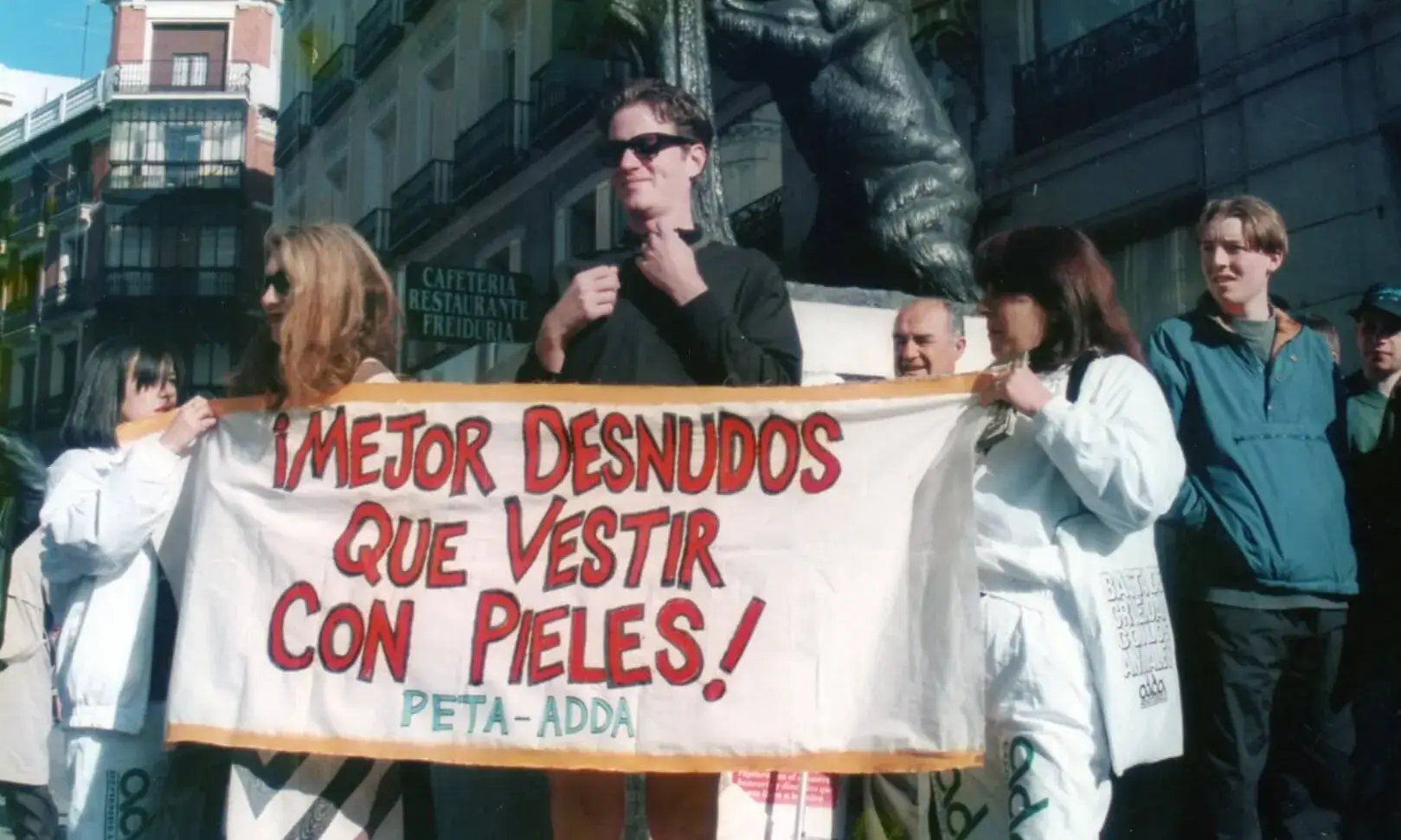Campanya contra els abrics de pell