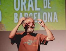 Quico Cadaval, un dels narradors del Festival, durant una actuació Font: Munt de Mots