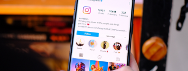 Segons Hubspot, les històries d’Instagram es fan servir per més de 400 milions de persones al dia.   Font: Canva.