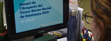 Una entitat omple el qüestionari de l'Anuari d'Ocupació del Tercer Sector Social 2019. Font: FCVS