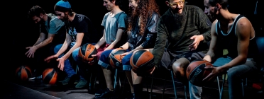 Josep Maria Aragay durant un taller de Basket Beat. Font: Basket Beat