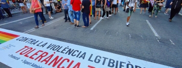 Manifestació al passeig de Gràcia contra la LGTBIfòbia. Font: FLG
