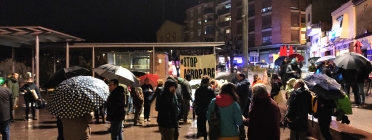 Mobilització a les portes de l'Ajuntament de Gelida per aturar l'Agroparc. Font: Plataforma #StopAgroparc