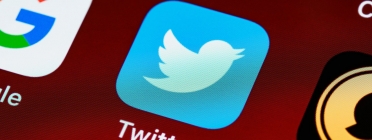 L'informe s'ha dut a terme analitzant els comportaments racistes i antiracistes a Twitter, el primer trimestre de l'arribada de la Covid-19. Font: Pexels