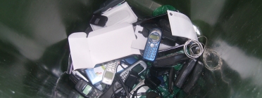 Imatge il·lustratiu de escombraries electrònics, de https://www.flickr.com/photos/pavlinajane/10842164056/sizes/l Font: 