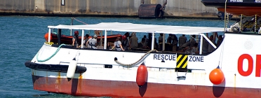 L'Open Arms ha desembarcat a l'illa de Lampedusa per ordre de la fiscalia italiana. Font: Fotomovimiento, Flickr