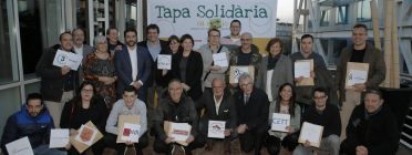 Foto de grup de participants en aquesta edició de la Tapa Solidària Font: 