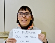 Una dona participant a la campanya del 8 de març de DINCAT Font: DINCAT (Facebook)