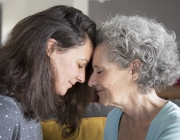 La campanya d'Alzheimer Catalunya posa èmfasi en visibilitzar la realitat de les persones cuidadores. Font: Alzheimer Catalunya