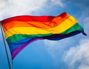 La bandera LGBT. Font: #LeyIgualdadLGTBI Font: 