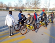 Una de les entitats que ha rebut bicicletes per als joves a Salt. Font: Bicicletes Sense Fronteres